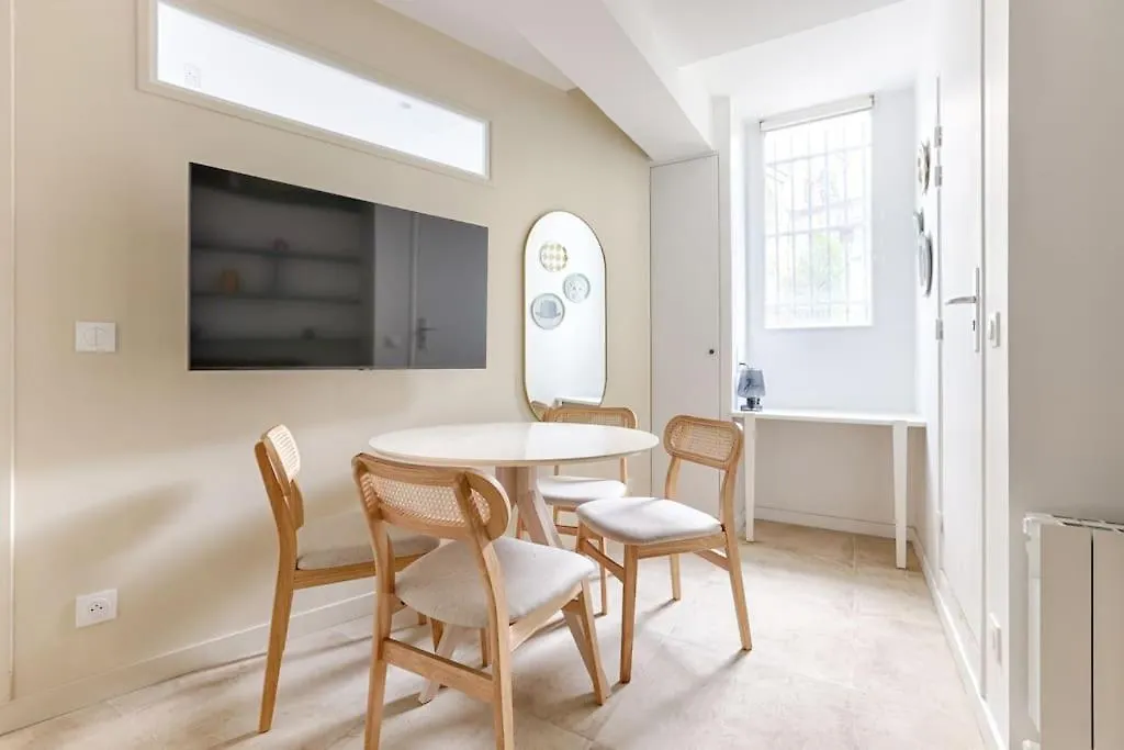 Mykeypers - Chic & Cozy Flat 4p - Republique Lägenhet
